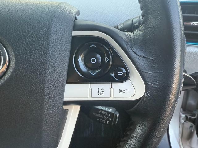 プリウス Ａ　純正ナビ　バックカメラ　ＬＥＤヘッドライト　フォグランプ　クルーズコントロール　パーキングアシスト　レーンキープアシスト　衝突軽減ブレーキステアリングスイッチ（17枚目）