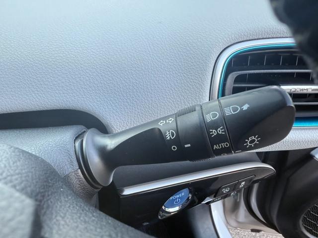 プリウス Ａ　純正ナビ　バックカメラ　ＬＥＤヘッドライト　フォグランプ　クルーズコントロール　パーキングアシスト　レーンキープアシスト　衝突軽減ブレーキステアリングスイッチ（18枚目）