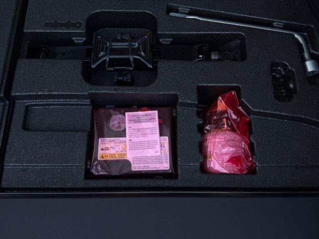 プリウス Ａ　純正ナビ　バックカメラ　ＬＥＤヘッドライト　フォグランプ　クルーズコントロール　パーキングアシスト　レーンキープアシスト　衝突軽減ブレーキステアリングスイッチ（45枚目）