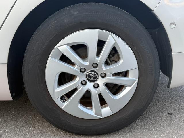 プリウス Ａ　純正ナビ　バックカメラ　ＬＥＤヘッドライト　フォグランプ　クルーズコントロール　パーキングアシスト　レーンキープアシスト　衝突軽減ブレーキステアリングスイッチ（50枚目）