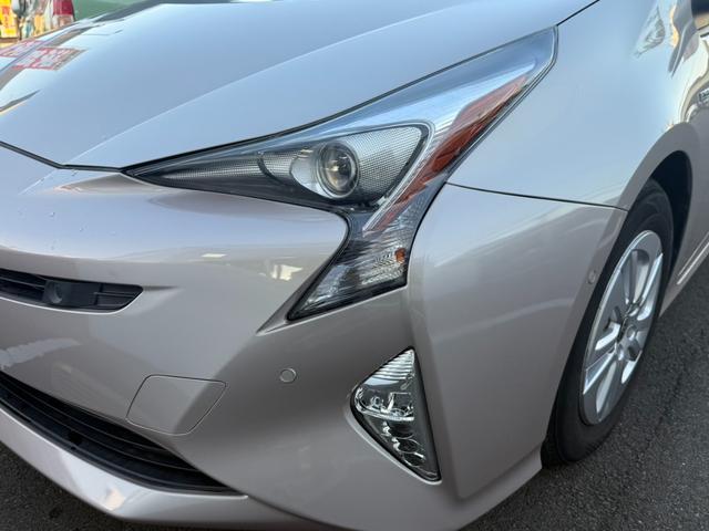 プリウス Ａ　純正ナビ　バックカメラ　ＬＥＤヘッドライト　フォグランプ　クルーズコントロール　パーキングアシスト　レーンキープアシスト　衝突軽減ブレーキステアリングスイッチ（60枚目）