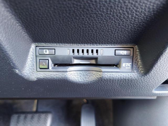 ヤリス ハイブリッドＸ　ディスプレイオーディオ　バックカメラ　ＥＴＣ　トヨタセーフティセンス　ステアリングスイッチ　レーダークルーズコントロール　パーキングサポートブレーキ（6枚目）