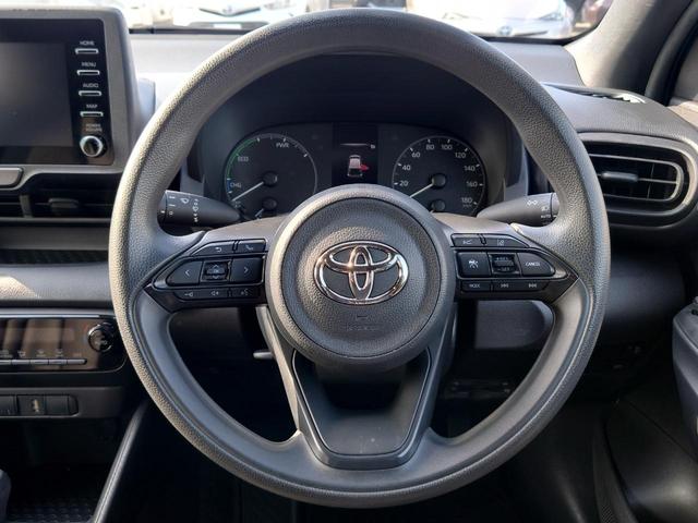 ヤリス ハイブリッドＸ　ディスプレイオーディオ　バックカメラ　ＥＴＣ　トヨタセーフティセンス　ステアリングスイッチ　レーダークルーズコントロール　パーキングサポートブレーキ（7枚目）