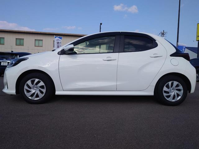 ヤリス ハイブリッドＸ　ディスプレイオーディオ　バックカメラ　ＥＴＣ　トヨタセーフティセンス　ステアリングスイッチ　レーダークルーズコントロール　パーキングサポートブレーキ（11枚目）