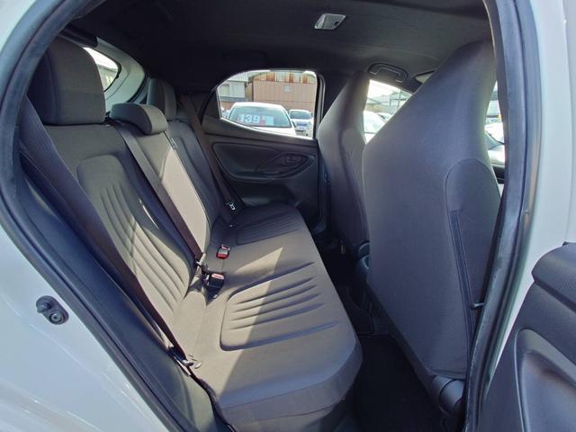 ヤリス ハイブリッドＸ　ディスプレイオーディオ　バックカメラ　ＥＴＣ　トヨタセーフティセンス　ステアリングスイッチ　レーダークルーズコントロール　パーキングサポートブレーキ（24枚目）