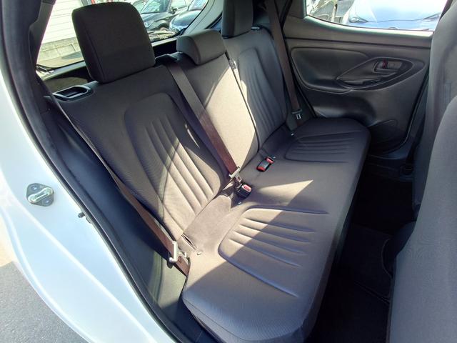 ヤリス ハイブリッドＸ　ディスプレイオーディオ　バックカメラ　ＥＴＣ　トヨタセーフティセンス　ステアリングスイッチ　レーダークルーズコントロール　パーキングサポートブレーキ（26枚目）