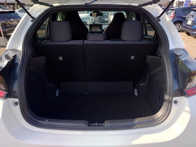 ヤリス ハイブリッドＸ　ディスプレイオーディオ　バックカメラ　ＥＴＣ　トヨタセーフティセンス　ステアリングスイッチ　レーダークルーズコントロール　パーキングサポートブレーキ（38枚目）