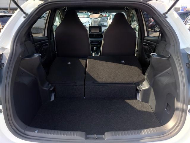 ヤリス ハイブリッドＸ　ディスプレイオーディオ　バックカメラ　ＥＴＣ　トヨタセーフティセンス　ステアリングスイッチ　レーダークルーズコントロール　パーキングサポートブレーキ（41枚目）