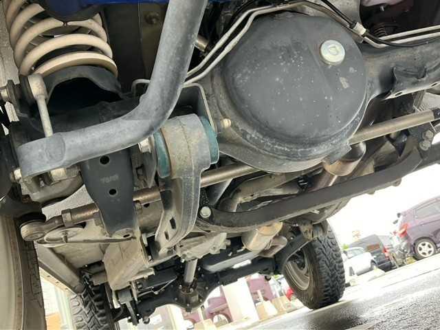 ジムニー ＸＣ　ワンオーナー／リフトアップ／ターボ／４ＷＤ／ロッソモデロマフラー／オープンカントリーホワイトレタータイヤ／ホーネスト給油口／背面タイヤ／ディスプレイオーディオ／ＤＶＤ・ＣＤ再生／ＢＴオーディオ／ＥＴＣ（30枚目）