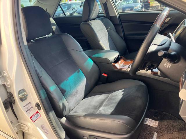 マークＸ プレミアム　ＨＫＳ車高調／モデリスタエアロ／ハーフレザーシート／純正ＳＤナビ／ＤＶＤ・ＣＤ再生／フルセグＴＶ／ＢＴオーディオ／バックカメラ／ＥＴＣ／ＨＩＤヘッドライト／社外１９インチＡＷ／前席シートシーター（8枚目）