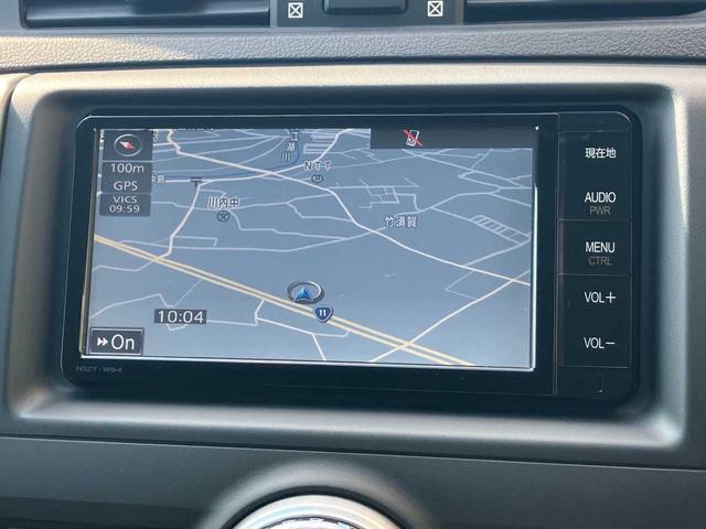 マークＸ プレミアム　ＨＫＳ車高調／モデリスタエアロ／ハーフレザーシート／純正ＳＤナビ／ＤＶＤ・ＣＤ再生／フルセグＴＶ／ＢＴオーディオ／バックカメラ／ＥＴＣ／ＨＩＤヘッドライト／社外１９インチＡＷ／前席シートシーター（18枚目）