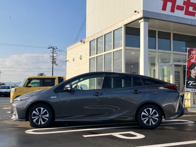 プリウスPHV Aユーティリティプラス JBLサウンド/充電ケーブル有り/メーカーナビ/フルセグTV/BTオーディオ/バックカメラ/ビルドインETC2.0/前ドラレコ/LEDヘッドライト/LEDフォグランプ/純正15インチAW(5枚目)