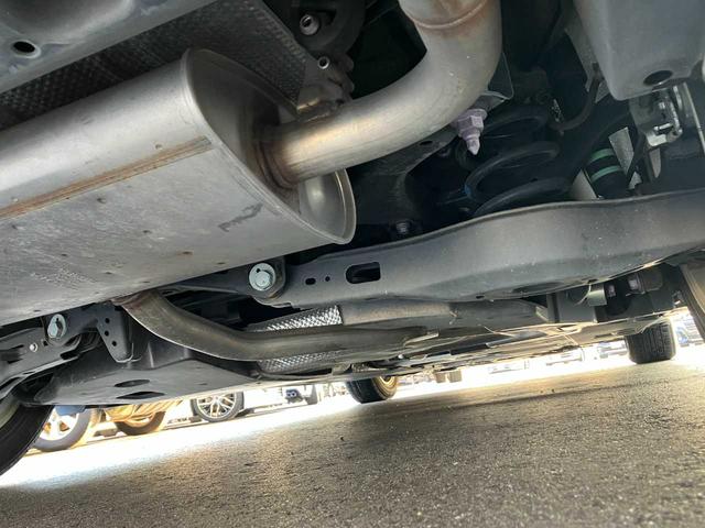 プリウスPHV Aユーティリティプラス JBLサウンド/充電ケーブル有り/メーカーナビ/フルセグTV/BTオーディオ/バックカメラ/ビルドインETC2.0/前ドラレコ/LEDヘッドライト/LEDフォグランプ/純正15インチAW(29枚目)