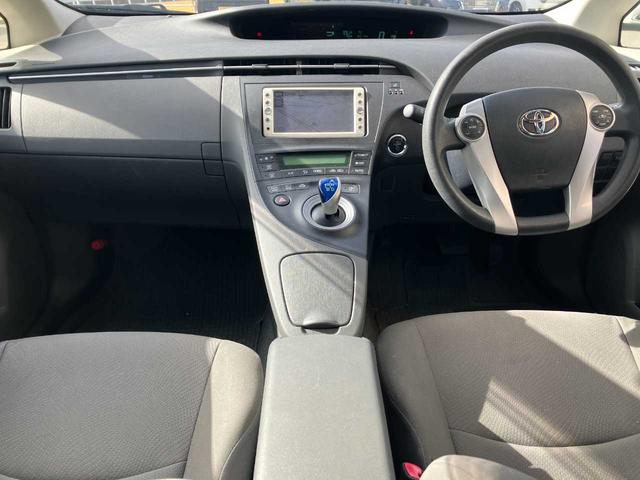 プリウス L ワンオーナー/純正SDナビ/CD再生/ワンセグTV/バックカメラ/前後ドラレコ/ビルトインETC/純正15インチAW/スマートキー/エンジンプッシュスタート/純正フロアマット/純正ドアバイザー(2枚目)