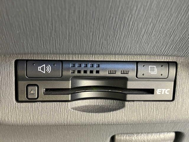 プリウス L ワンオーナー/純正SDナビ/CD再生/ワンセグTV/バックカメラ/前後ドラレコ/ビルトインETC/純正15インチAW/スマートキー/エンジンプッシュスタート/純正フロアマット/純正ドアバイザー(12枚目)