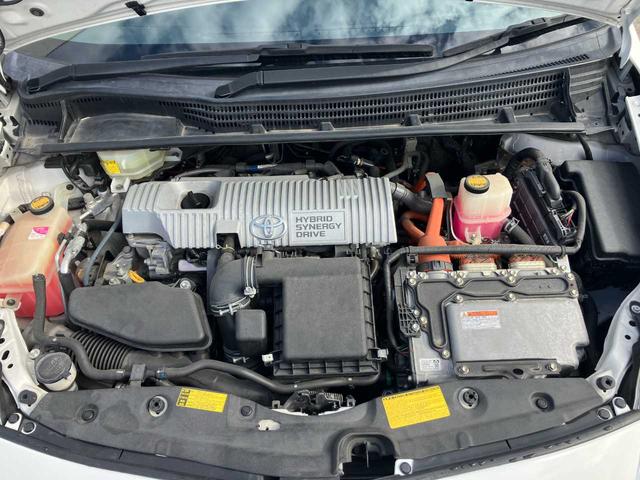 プリウス L ワンオーナー/純正SDナビ/CD再生/ワンセグTV/バックカメラ/前後ドラレコ/ビルトインETC/純正15インチAW/スマートキー/エンジンプッシュスタート/純正フロアマット/純正ドアバイザー(28枚目)