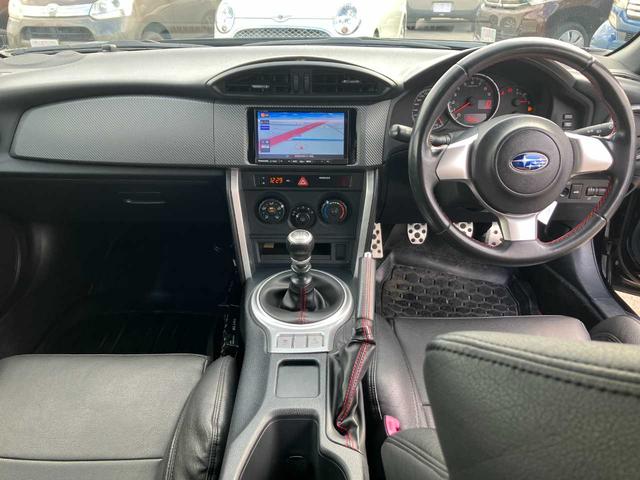 BRZ R 後期/徳島県ユーザー買取車/前席レカロシート/専用シートカバー/ソニックデザインフロントスピーカー/ブリッツサクションパイプ/クスコタワーバー/トランクスポイラー/BBS17インチAW/純正ナビ(2枚目)