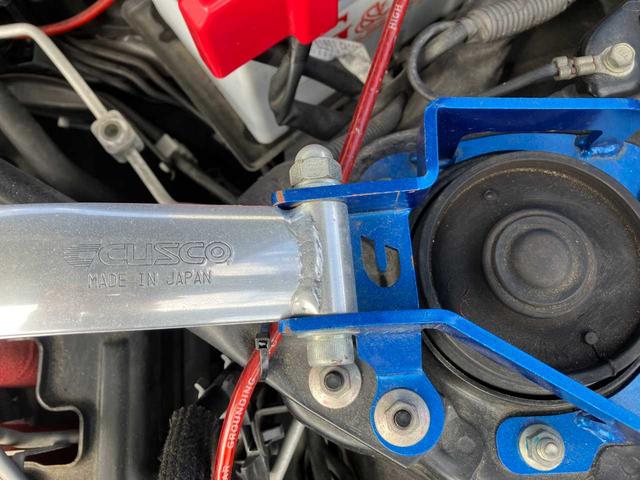 BRZ R 後期/徳島県ユーザー買取車/前席レカロシート/専用シートカバー/ソニックデザインフロントスピーカー/ブリッツサクションパイプ/クスコタワーバー/トランクスポイラー/BBS17インチAW/純正ナビ(26枚目)