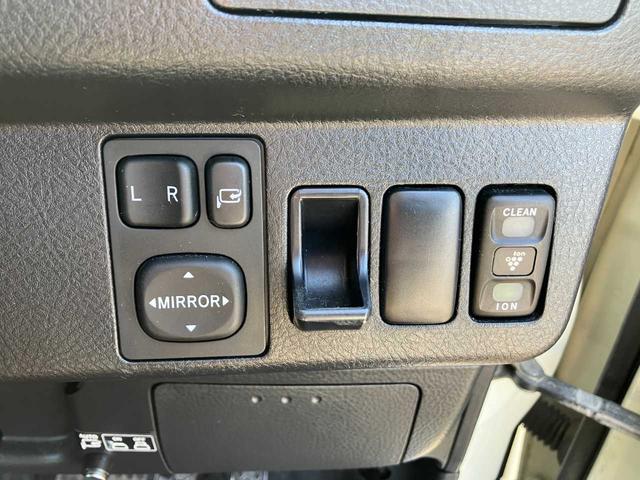 ミラジーノ ミニライト 徳島県ユーザー買取車/純正アンダーエアロ(F・S・R)/リアスポイラー/後付オートリトラミラー/MOMOステアリング/CDオーディオ/HIDヘッドライト/純正15インチAW/前ドラレコ/キーレスキー(12枚目)