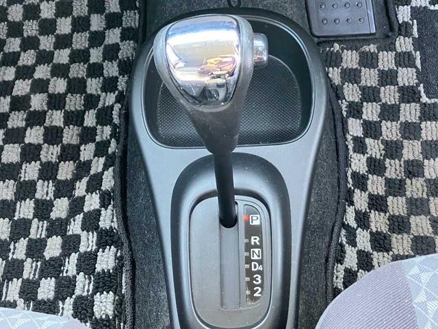 ミラジーノ ミニライト 徳島県ユーザー買取車/純正アンダーエアロ(F・S・R)/リアスポイラー/後付オートリトラミラー/MOMOステアリング/CDオーディオ/HIDヘッドライト/純正15インチAW/前ドラレコ/キーレスキー(19枚目)