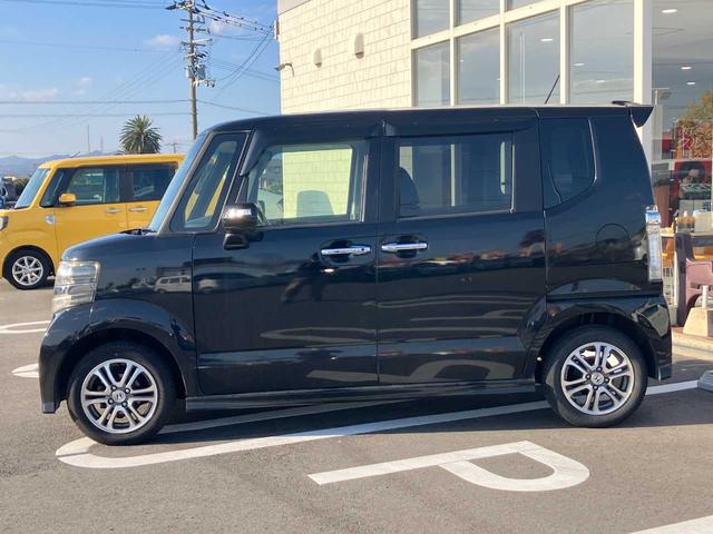 Ｎ－ＢＯＸカスタム Ｇ・Ａパッケージ　徳島ユーザー買取車／片側電動スライドドア／ＣＴＢＡ／社外ＳＤナビ／ＤＶＤ・ＣＤ再生／フルセグＴＶ／バックカメラ／ＨＩＤヘッドライト／純正１４インチＡＷ／スマートキー／純正フロアマット／ドアバイザー（5枚目）