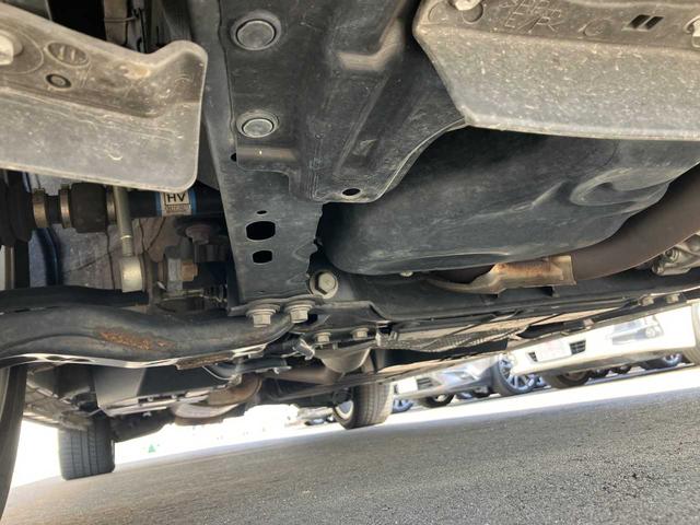 アルファードハイブリッド Ｘ　ワンオーナー／７人乗／４ＷＤ／トヨタセーフティーセンス／メーカーナビ／ＤＶＤ・ＣＤ再生／フルセグＴＶ／ＢＴオーディオ／バックカメラ／ビルトインＥＴＣ／デジタルインナーミラー／ベージュシートカバー（26枚目）