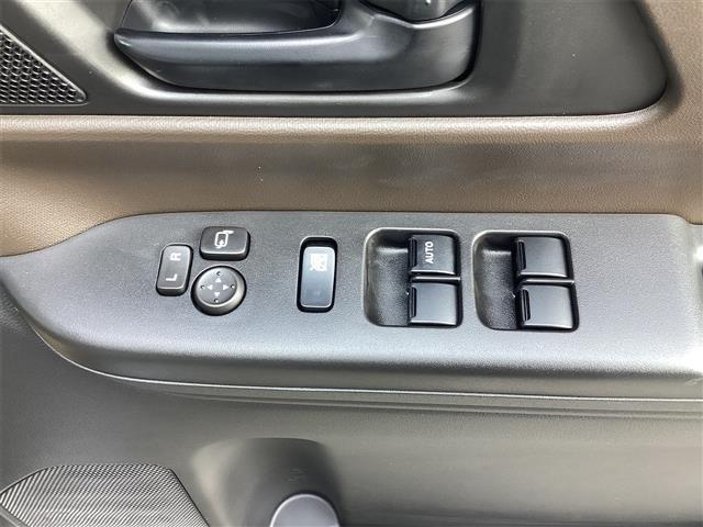 スペーシア ハイブリッドＧ　両側スライドドア　クリアランスソナー　衝突被害軽減システム　ＬＥＤヘッドランプ　スマートキー　アイドリングストップ　電動格納ミラー　ベンチシート　ＣＶＴ　盗難防止システム　ＡＢＳ　ＥＳＣ（11枚目）