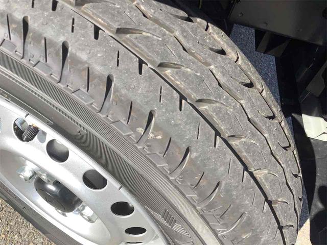 ハイゼットカーゴ ＤＸ　軽バン　ＣＶＴ　衝突被害軽減システム　クリアランスソナー　両側スライドドア　キーレスエントリー　アイドリングストップ　オートライト　ＥＳＣ　エアコン　パワーウィンドウ　運転席エアバッグ（26枚目）