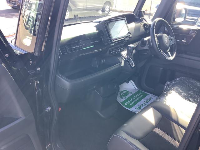 Ｎ－ＢＯＸカスタム Ｇ・Ｌターボホンダセンシング　ＥＴＣ　両側電動スライドドア　ナビ　オートクルーズコントロール　レーンアシスト　オートライト　スマートキー　アイドリングストップ　シートヒーター　ベンチシート　ＣＶＴ　ＡＢＳ　ＥＳＣ　ＣＤ　ＵＳＢ（42枚目）