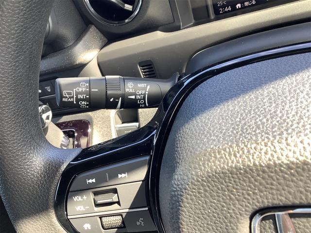 N-BOXカスタム ベースグレード バックカメラ 両側スライド・片側電動 クリアランスソナー レーンアシスト オートライト スマートキー アイドリングストップ 電動格納ミラー シートヒーター CVT ESC チップアップシート(15枚目)