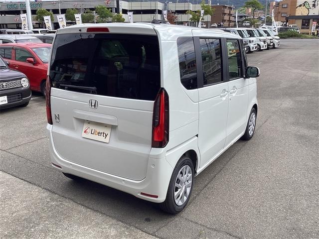 当店のお車をご覧いただきましてありがとうございます。お車についてのご質問やお見積りのご依頼、ご購入にあたってのご相談などお気軽にお問い合わせ下さい!