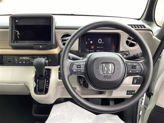 運転者にとっては日々使用することとなる運転席です。運転席が快適だと運転に集中することができますね。