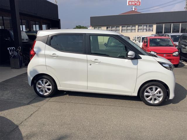 デイズ Ｘ　ＥＴＣ　バックカメラ　クリアランスソナー　オートライト　スマートキー　アイドリングストップ　電動格納ミラー　ベンチシート　ＣＶＴ　ＥＳＣ　ＵＳＢ　Ｂｌｕｅｔｏｏｔｈ　アルミホイール（4枚目）