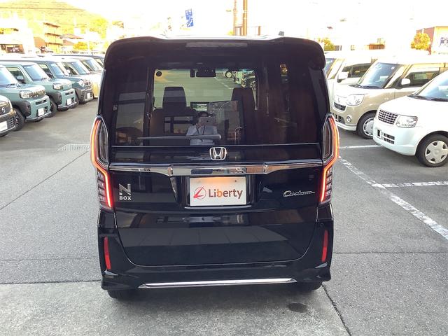 Ｎ－ＢＯＸカスタム Ｌ　ＥＴＣ　バックカメラ　両側スライド・片側電動　クリアランスソナー　オートクルーズコントロール　レーンアシスト　衝突被害軽減システム　オートライト　スマートキー　アイドリングストップ（9枚目）