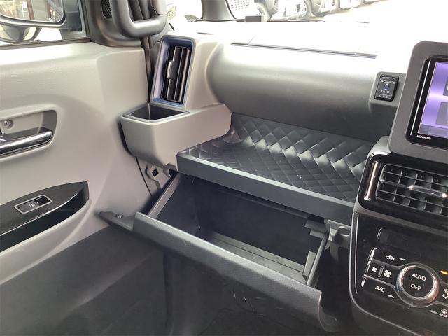 タント カスタムＲＳセレクション　ＥＴＣ　バックカメラ　両側電動スライドドア　ナビ　ＴＶ　クリアランスソナー　オートクルーズコントロール　衝突被害軽減システム　オートライト　スマートキー　アイドリングストップ　電動格納ミラー（68枚目）