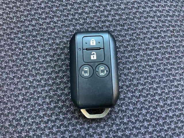 ワゴンＲスマイル ハイブリッドＳ　両側電動スライドドア　クリアランスソナー　レーンアシスト　衝突被害軽減システム　オートライト　スマートキー　アイドリングストップ　電動格納ミラー　シートヒーター　ベンチシート　ＣＶＴ　ＥＳＣ　エアコン（14枚目）