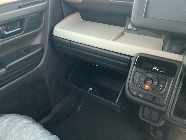 スペーシア ハイブリッドＧ　届出済未使用車　禁煙車　両側スライドドア　クリアランスソナー　オートライト　スマートキー　電動格納ミラー　ベンチシート　ＣＶＴ　エアコン　パワーウィンドウ（61枚目）