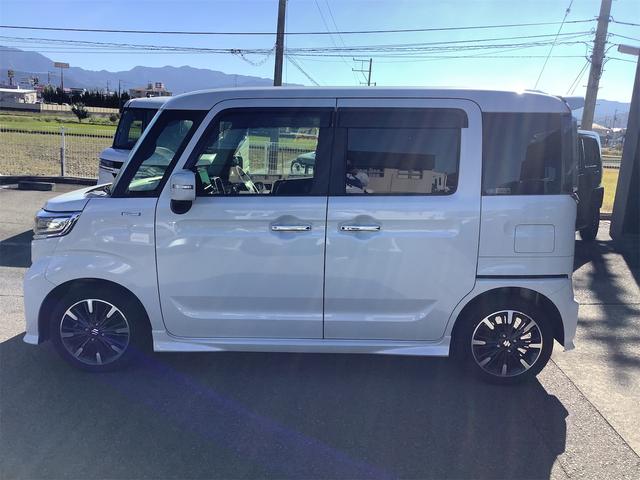 スペーシアカスタム ハイブリッドＸＳターボ　ナビ　全周囲カメラ　ＥＴＣ　両側電動スライドドア　ＴＶ　クリアランスソナー　オートクルーズコントロール　レーンアシスト　衝突被害軽減システム　スマートキー　アイドリングストップ（15枚目）