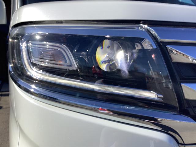 スペーシアカスタム ハイブリッドＸＳターボ　ナビ　全周囲カメラ　ＥＴＣ　両側電動スライドドア　ＴＶ　クリアランスソナー　オートクルーズコントロール　レーンアシスト　衝突被害軽減システム　スマートキー　アイドリングストップ（28枚目）