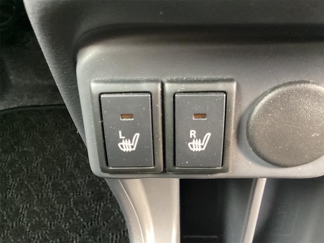 快適装備のシートヒーター付き。エアコンって前面しか当たらずに背中は冷え冷えなんて事もありますよね。快適に調整できますよ。