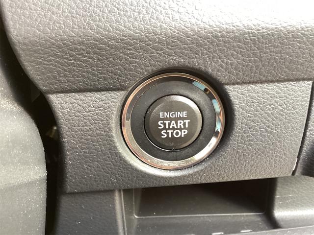 キーを携帯しているだけで、エンジンの始動が可能な装備です。プッシュスタートですのでエンジンの始動もボタンを押すだけです