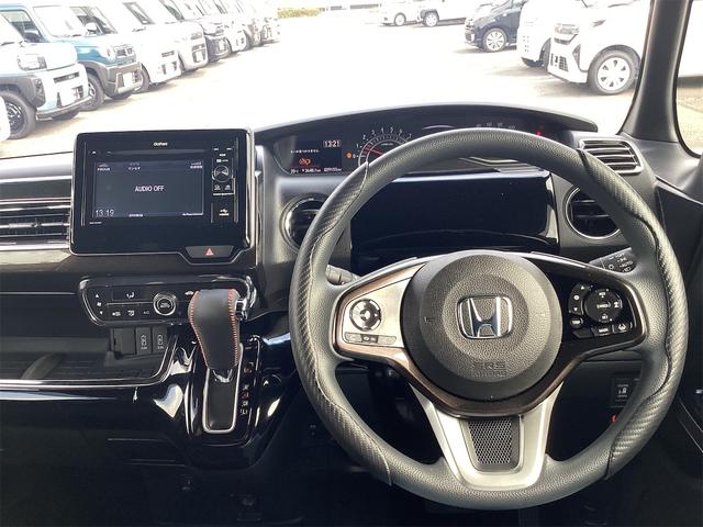 運転者にとっては日々使用することとなる運転席です。運転席が快適だと運転に集中することができますね。