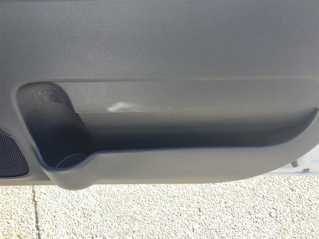 ムーヴキャンバス ストライプスＧ　両側電動スライドドア　クリアランスソナー　衝突被害軽減システム　オートライト　ＬＥＤヘッドランプ　スマートキー　アイドリングストップ　電動格納ミラー　シートヒーター　ベンチシート　ＣＶＴ（60枚目）