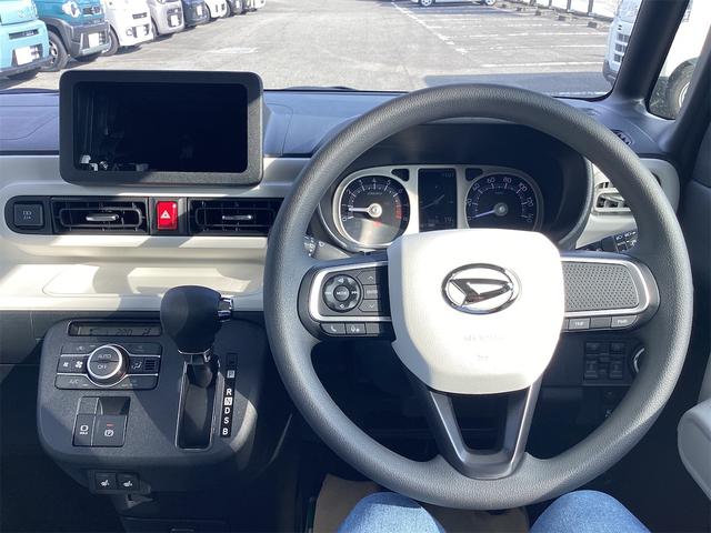 ムーヴキャンバス ストライプスＧ　バックカメラ　両側電動スライドドア　クリアランスソナー　衝突被害軽減システム　オートライト　スマートキー　アイドリングストップ　電動格納ミラー　シートヒーター　ＣＶＴ　盗難防止システム　ＡＢＳ　ＥＳＣ（5枚目）