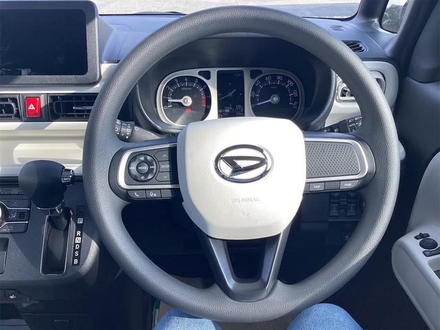 ムーヴキャンバス ストライプスＧ　バックカメラ　両側電動スライドドア　クリアランスソナー　衝突被害軽減システム　オートライト　スマートキー　アイドリングストップ　電動格納ミラー　シートヒーター　ＣＶＴ　盗難防止システム　ＡＢＳ　ＥＳＣ（6枚目）