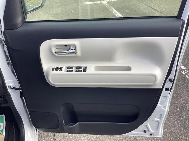 ムーヴキャンバス ストライプスＧ　バックカメラ　両側電動スライドドア　クリアランスソナー　衝突被害軽減システム　オートライト　スマートキー　アイドリングストップ　電動格納ミラー　シートヒーター　ＣＶＴ　盗難防止システム　ＡＢＳ　ＥＳＣ（48枚目）