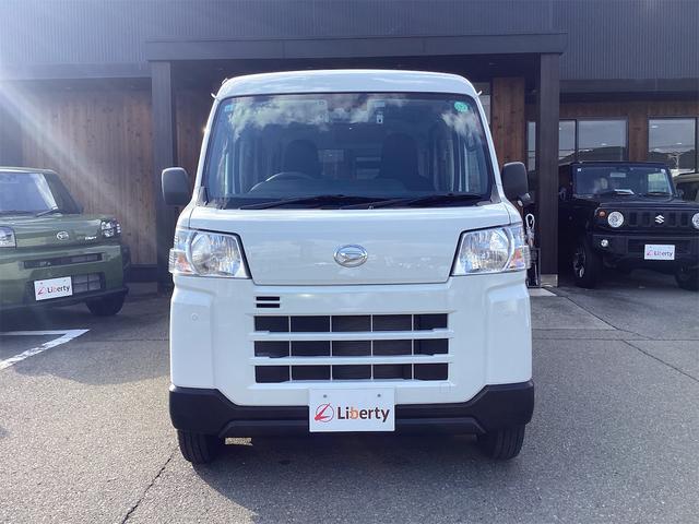 ダイハツ ハイゼットカーゴ 5枚目