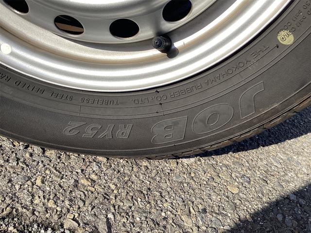 ダイハツ ハイゼットカーゴ 13枚目