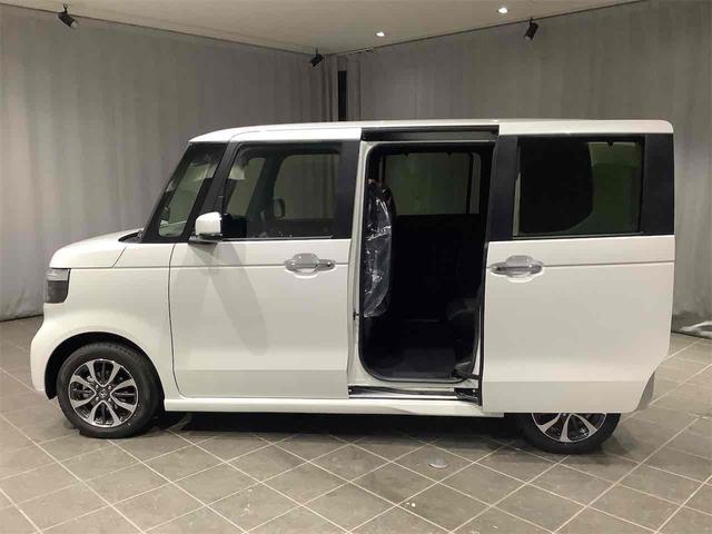 Ｎ－ＢＯＸカスタム ベースグレード　バックカメラ　両側スライド・片側電動　クリアランスソナー　オートクルーズコントロール　レーンアシスト　オートライト　スマートキー　アイドリングストップ　電動格納ミラー　シートヒーター　ベンチシート（37枚目）