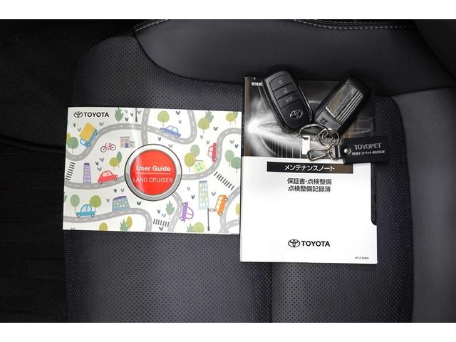 ランドクルーザー250 VX 革シート サンルーフ 4WD フルセグ メモリーナビ バックカメラ 衝突被害軽減システム ETC ドラレコ LEDヘッドランプ 乗車定員7人 3列シート 記録簿(5枚目)